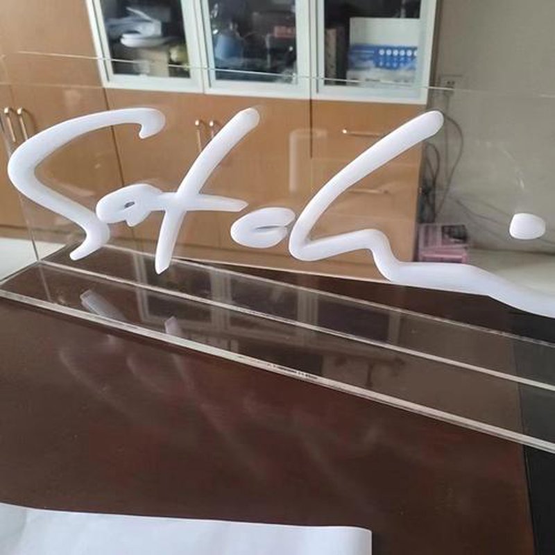 有机玻璃批发趋势:现代生活不可或缺的一部分